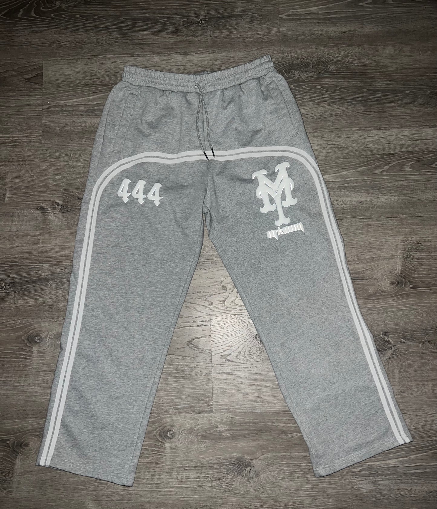 GRY MAINEY SWEATS